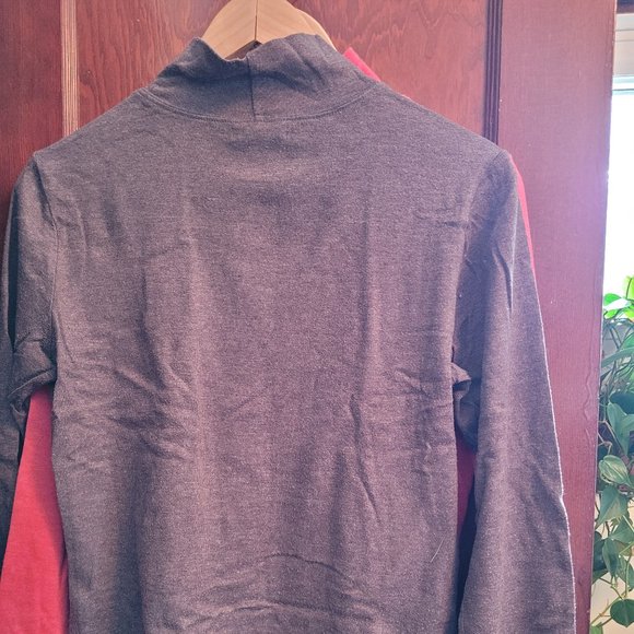 Spanner Mock Neck Bundle - Picture 4 of 7